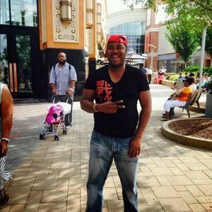 Meet your Posher, Emmanuel